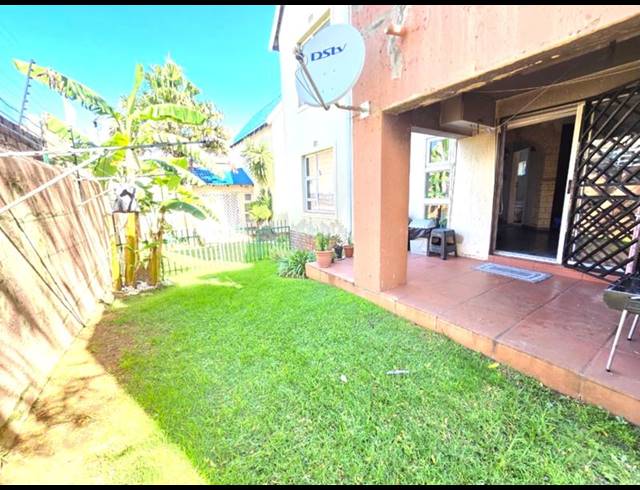 2 BEDROOM TOWNHOUSE FOR SALE IN WINCHESTER HILLS
